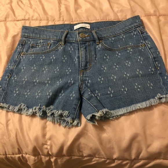 Ann Taylor Loft Jean‎ shorts - Picture 2 of 6
